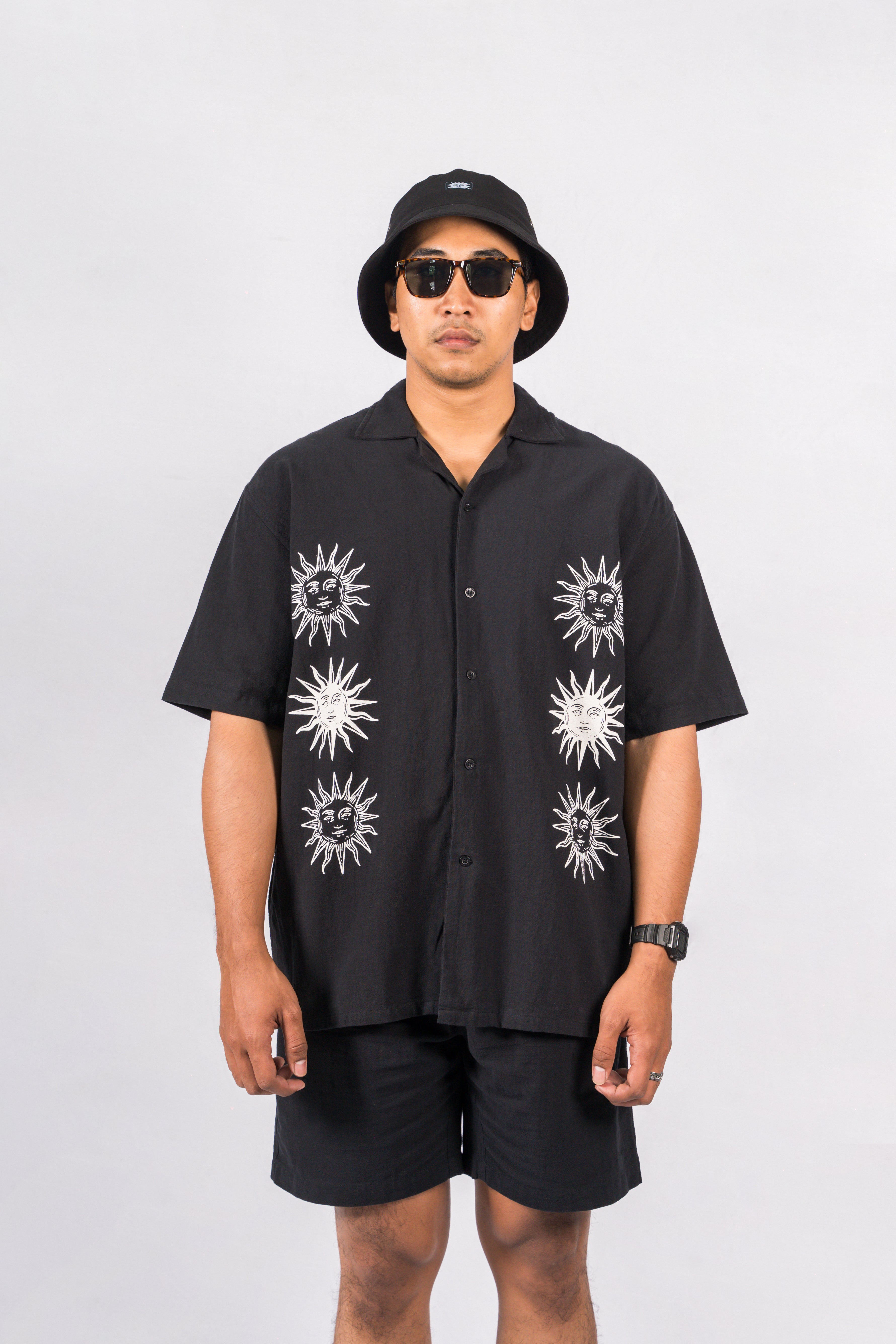 SUNS Black Relaxed-Fit Printed Shirt