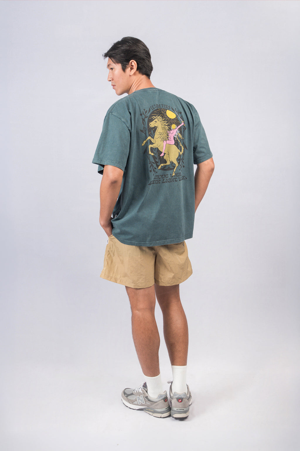 ISABELL Green Bottle Wash Loose-Fit Tee