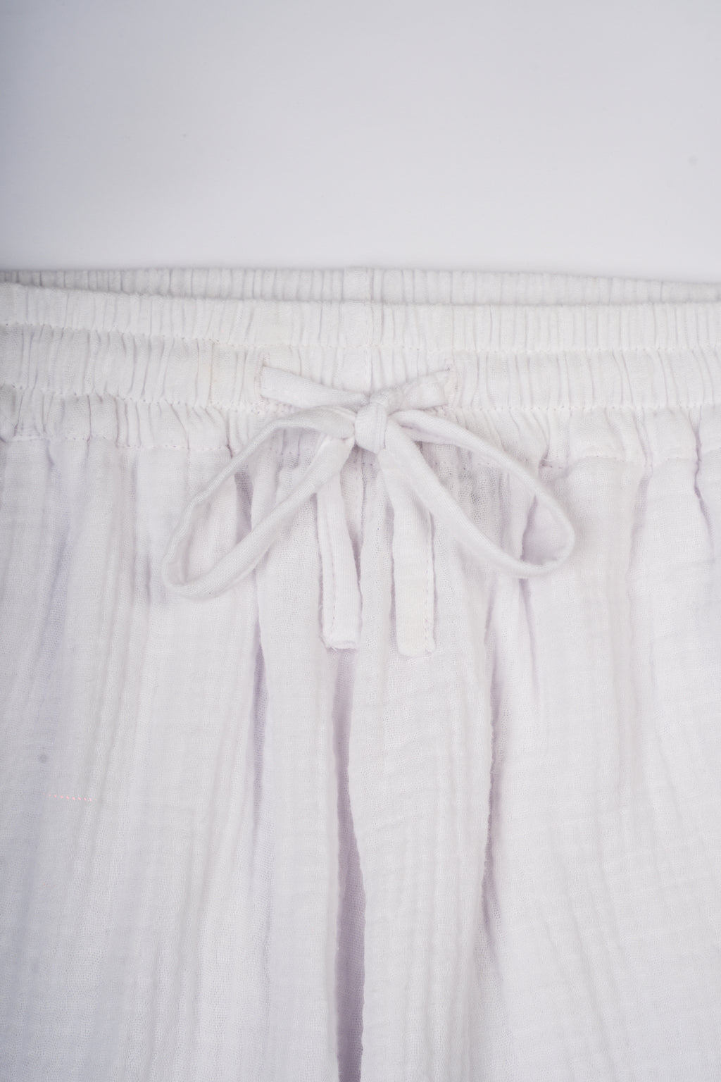 LINA White Regular-Fit Sweat Shorts